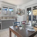 A 300m De La Maison - Jardin - Piscine Pour 4 Порник