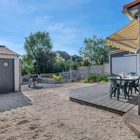 A 300m De La Maison - Jardin - Piscine Pour 4 * Порник