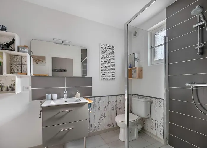 Dom wakacyjny A 300m De La Maison - Jardin - Piscine Pour 4 *